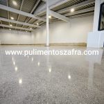 Pavimentos industriales nuevos: protección y resistencia desde el primer día