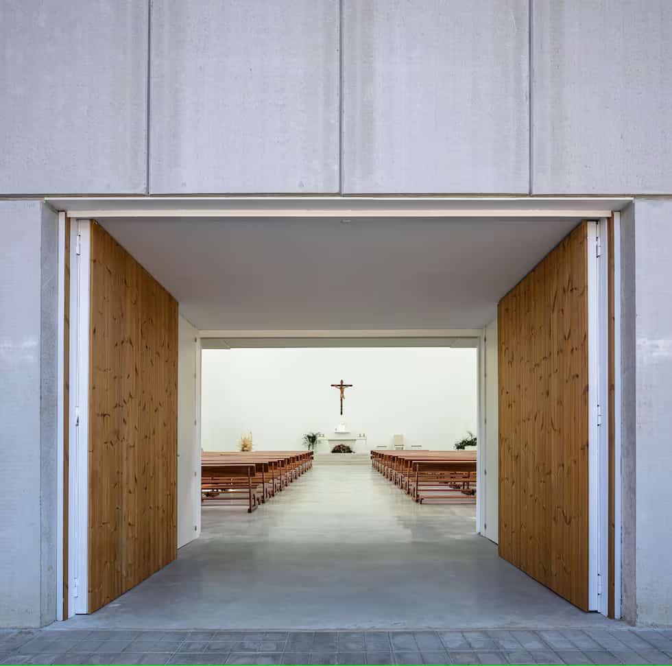 Iglesia granadina Espíritu Santo renovada