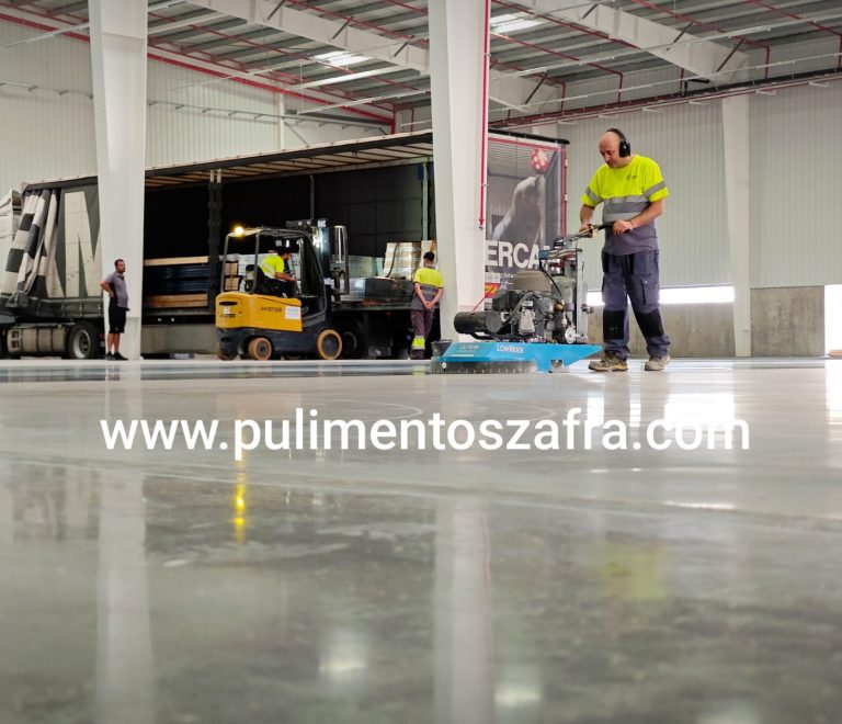 Tratamientos Nano Litio para naves logísticas de alto rendimiento